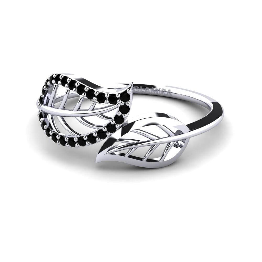 时尚 黑色蓝宝石 订婚戒指