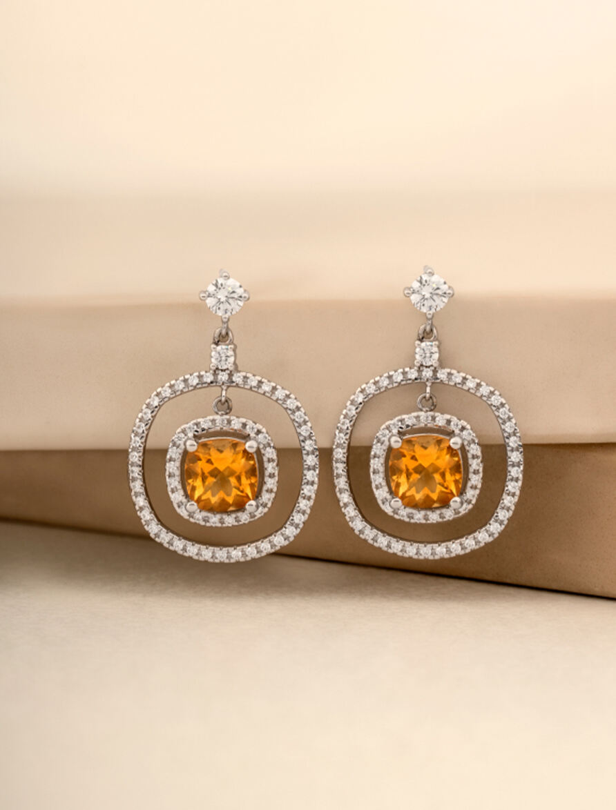 选购宝石耳环 选购宝石耳环